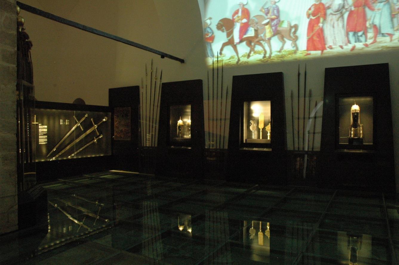 Topkapı Sarayı Müzesi Silahhane ve Has Oda Teşhir ve Tanzimi